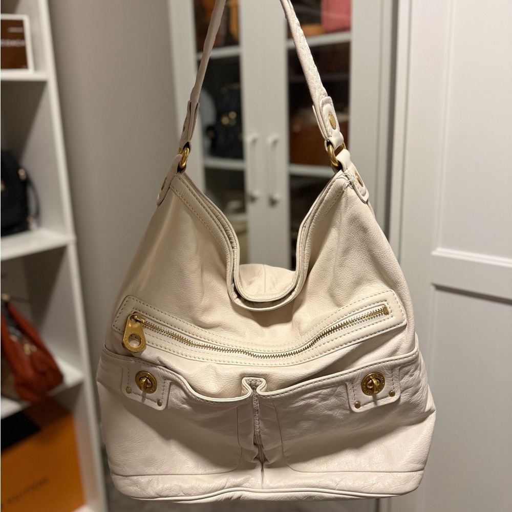 Marc By Marc Jacobs Ivory Leather Shoulder Hobo